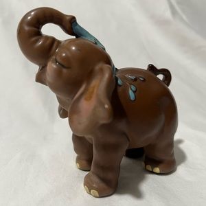 Vintage Josef Originals Baby Elephant Figurine Spraying Water